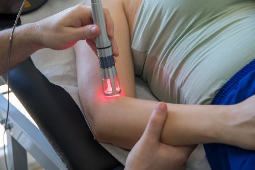 Ugle Aja En effektiv Laserterapi - Hvorfor gå og have ondt